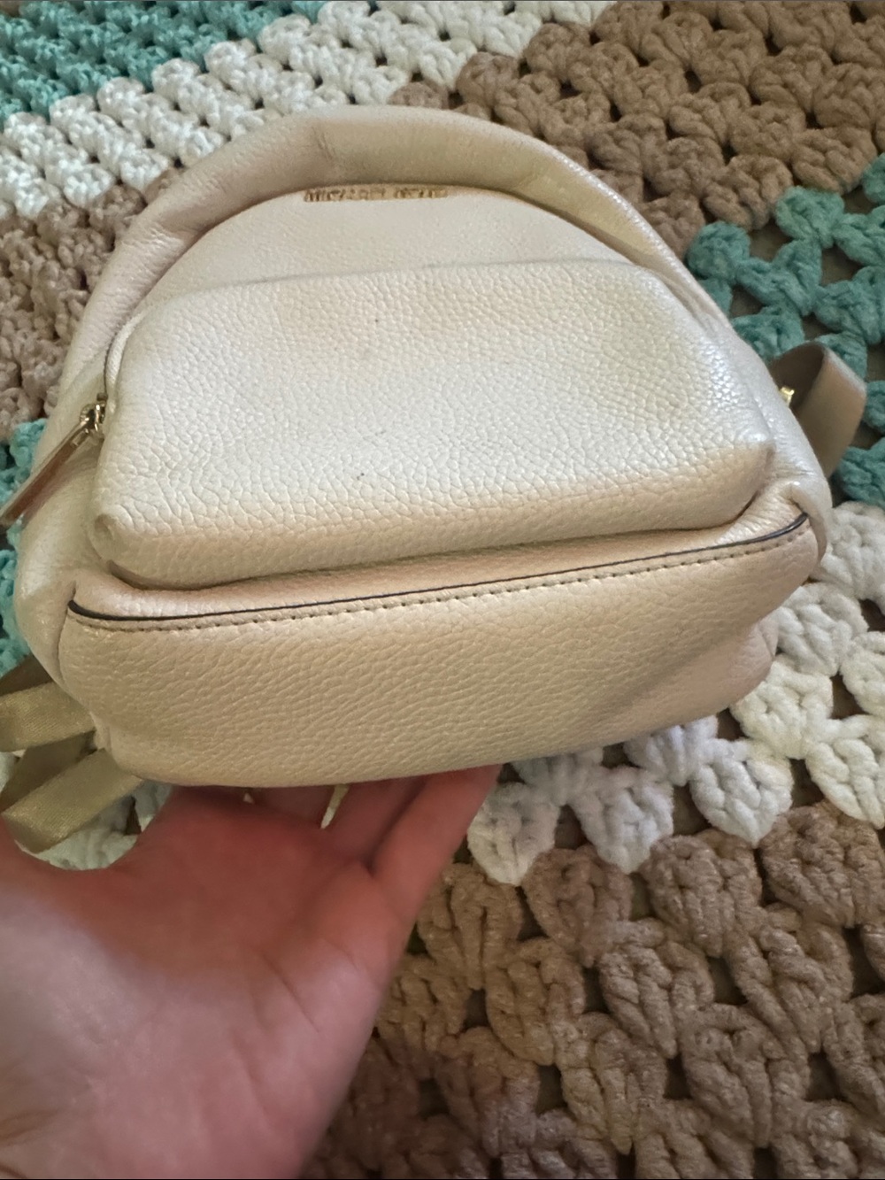 Michael Kors Erin Light Cream Pebbled Leather Mini Backpack Gold Hardwrar - Picture 9 of 9